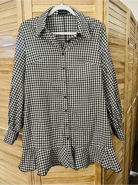 PrettyLittleThing Black and White Gingham Dress